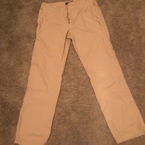 American Eagle Outfitters Men’s Khakis Size 33X34